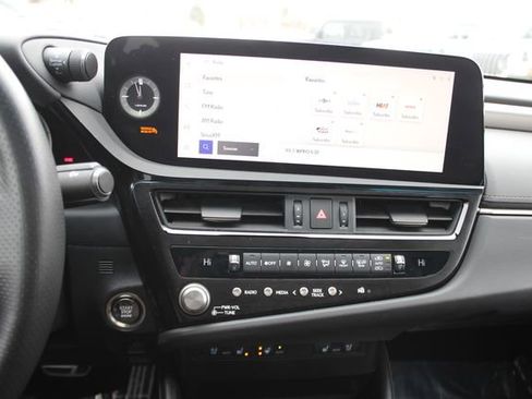 Used 2024 Lexus ES 350 F Sport w/ Accessory Package (Z2) image 4