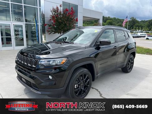 New 2026 Jeep Compass Latitude AWD/4WD image 1