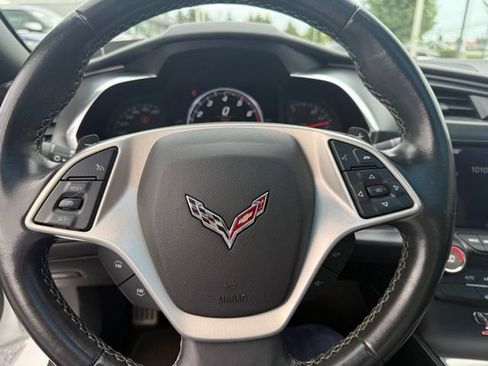 Used 2014 Chevrolet Corvette Stingray Coupe RWD image 12