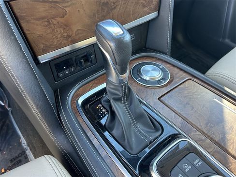 Used 2023 Nissan Armada SL image 23