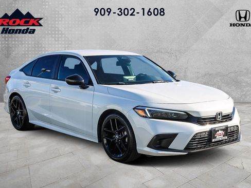 Certified 2022 Honda Civic Sport image 3