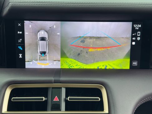 Used 2025 Porsche Taycan 4S image 35