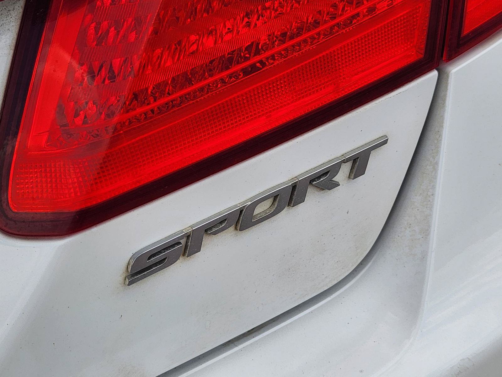Used 2015 Honda Accord Sport image 12