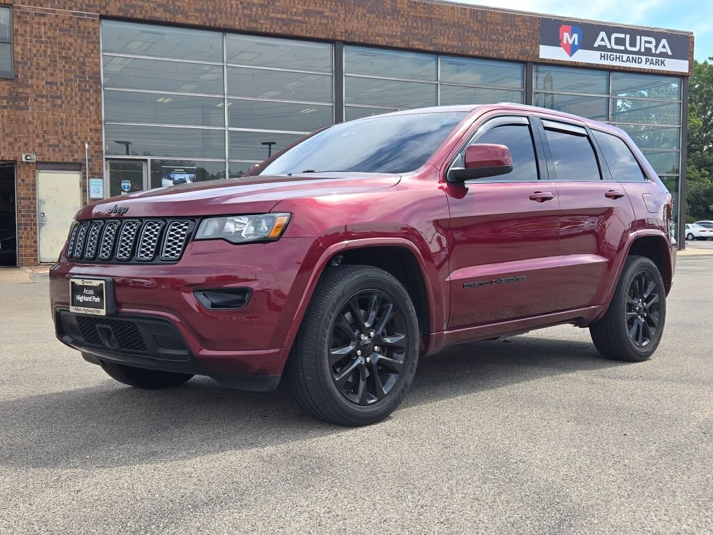Used 2021 Jeep Grand Cherokee Laredo X AWD/4WD image 4
