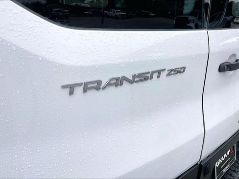Used 2022 Ford Transit 250 Low Roof w/ Exterior Upgrade Package RWD image 30