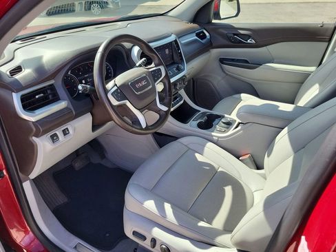 Used 2023 GMC Acadia SLT image 13