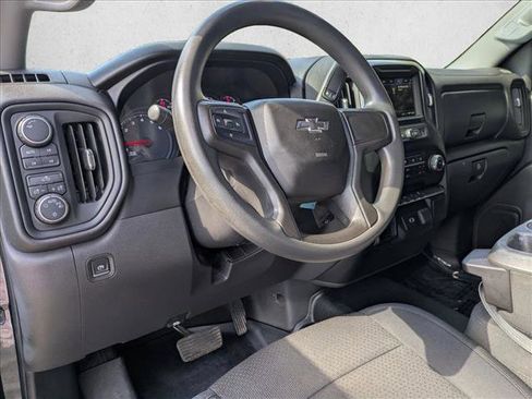 Used 2019 Chevrolet Silverado 1500 Custom Trail Boss w/ Custom Convenience Package image 9