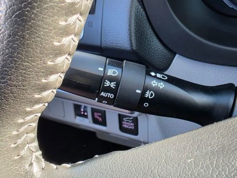 Used 2017 Subaru Forester 2.5i Limited w/ Popular Package #2 image 34