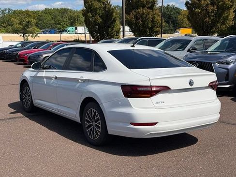 Used 2019 Volkswagen Jetta SE FWD image 5