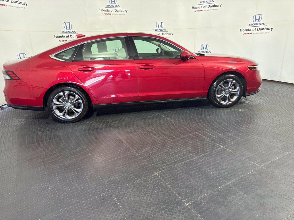 Used 2024 Honda Accord EX image 3