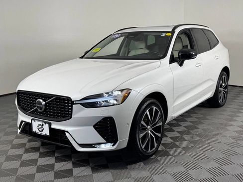 Used 2024 Volvo XC60 B5 Plus w/ Protection Package Premier AWD/4WD image 13