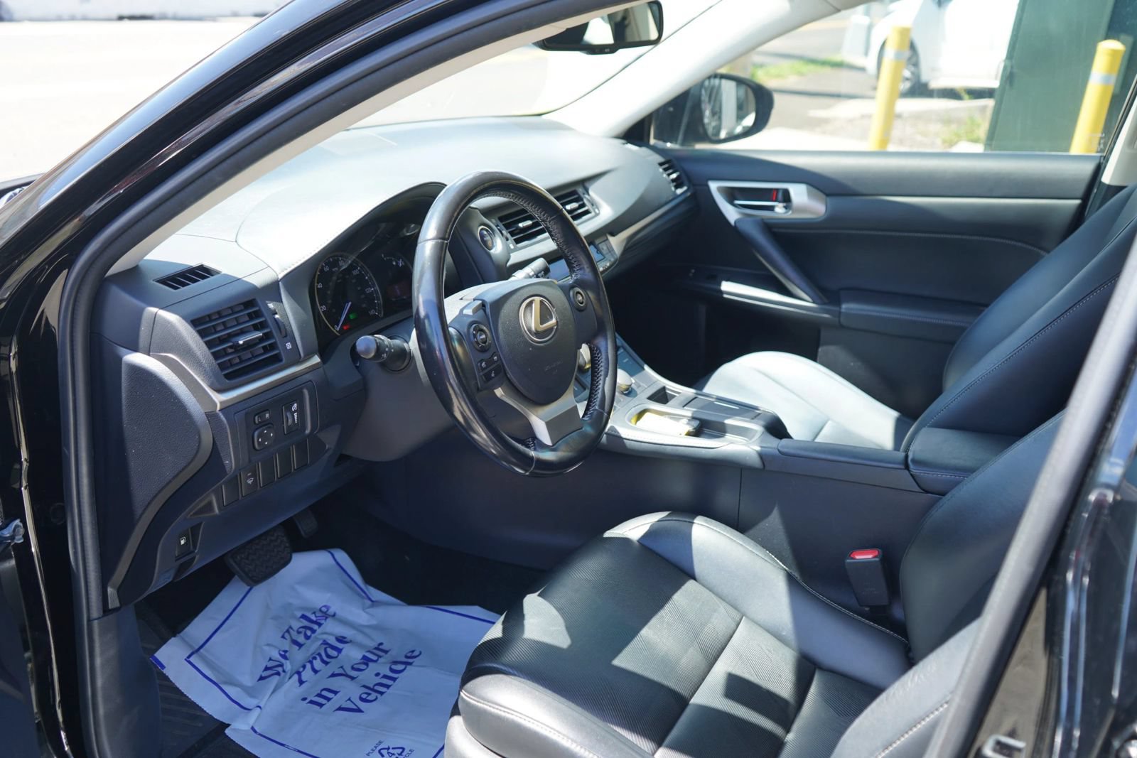Used 2016 Lexus CT 200h FWD image 9