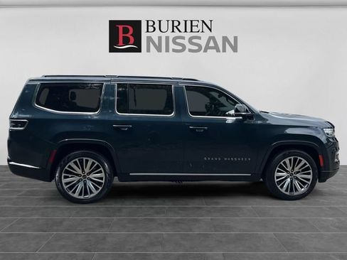Used 2023 Jeep Grand Wagoneer Series III AWD/4WD image 6