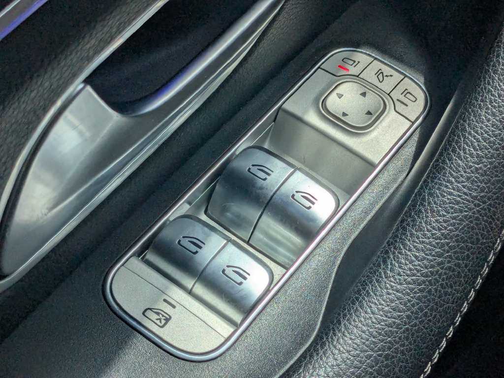 Used 2023 Mercedes-Benz GLS 450 4MATIC image 12