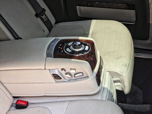 Used 2012 Rolls-Royce Ghost RWD image 37