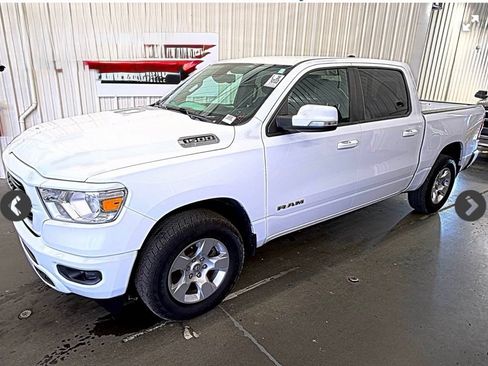 Used 2019 RAM 1500 Big Horn AWD/4WD image 1