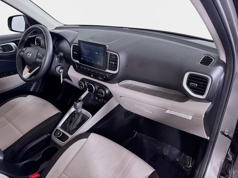 Certified 2023 Hyundai Venue SEL image 27