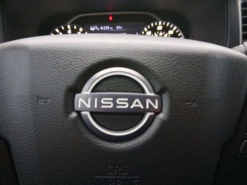 Used 2023 Nissan Frontier SV w/ SV Convenience Package image 5