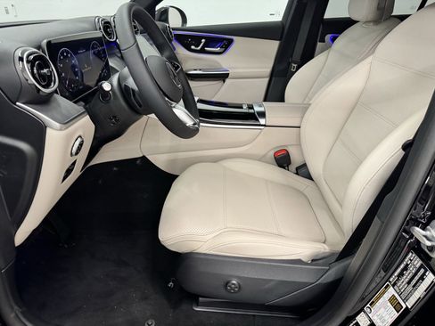 New 2026 Mercedes-Benz GLC 350e 4MATIC image 3