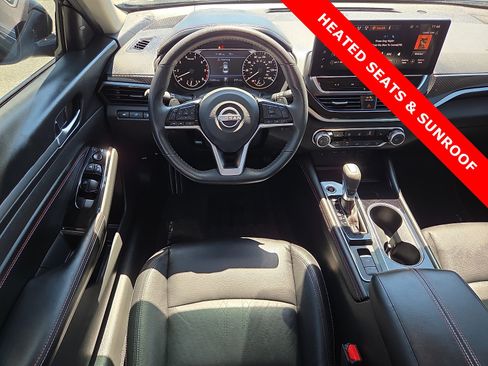 Used 2023 Nissan Altima 2.5 SR w/ SR Premium Package AWD/4WD image 11