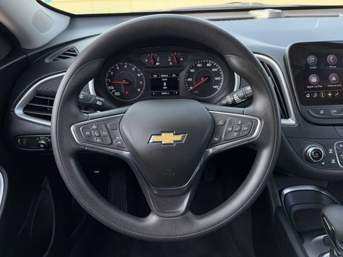 Used 2024 Chevrolet Malibu LT FWD image 14