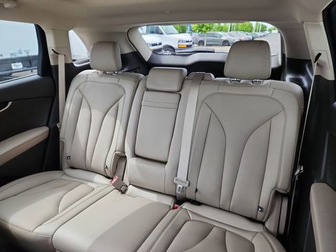 Used 2023 Lincoln Nautilus Reserve AWD/4WD image 30