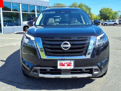 Used 2023 Nissan Pathfinder SL w/ SL Premium Package