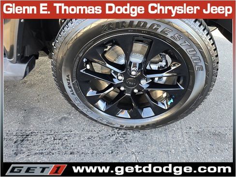 Used 2022 Jeep Wrangler Unlimited Sahara image 36