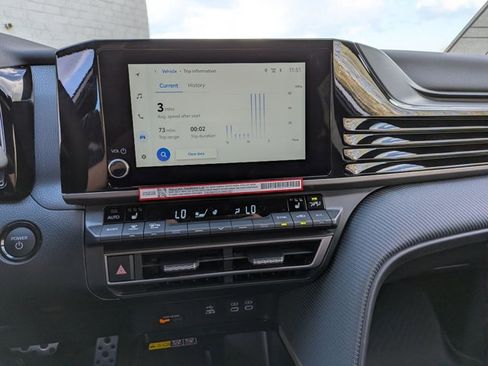 New 2026 Toyota Camry Hybrid image 12