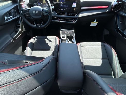 New 2026 Chevrolet Equinox RS AWD/4WD image 13