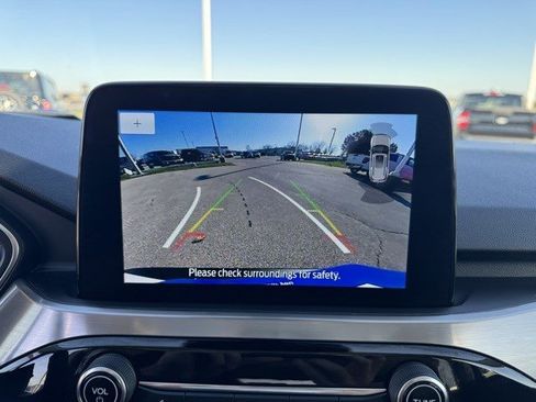 Certified 2022 Ford Escape Titanium w/ Class II Trailer Tow Package image 20