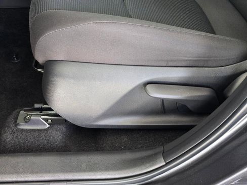 Used 2025 Toyota RAV4 LE image 24