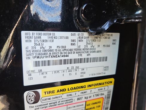 Used 2022 Ford Expedition XLT image 34