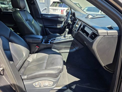 Used 2016 Porsche Macan S AWD/4WD image 11