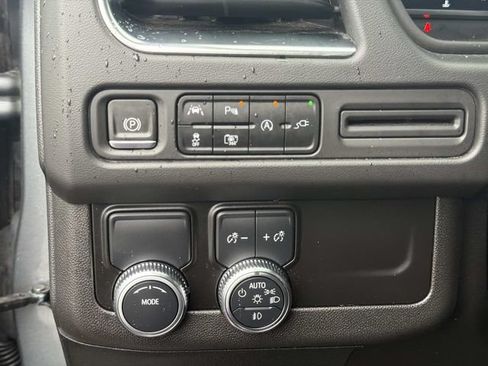 Certified 2022 GMC Yukon SLT w/ SLT Premium Package RWD image 27
