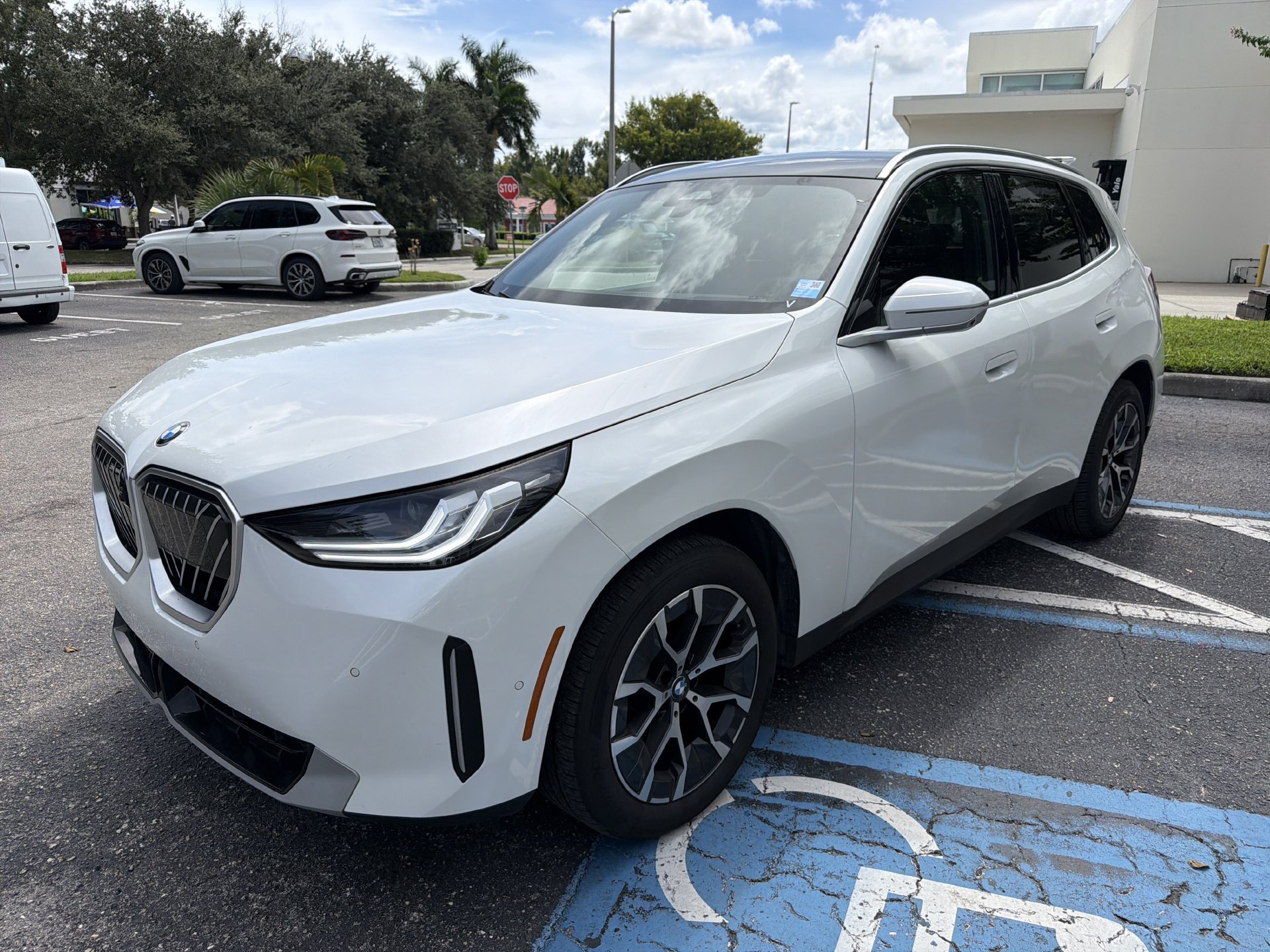 Certified 2025 BMW X3 xDrive30i AWD/4WD image 8