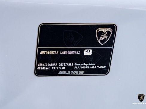 Used 2025 Lamborghini Urus SE image 5