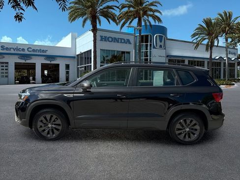 Used 2024 Volkswagen Taos S FWD image 5