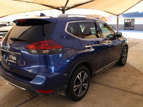 Used 2018 Nissan Rogue SL w/ Premium Package image 8