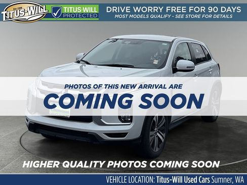 Used 2025 Mitsubishi Outlander Sport SE AWD/4WD image 3