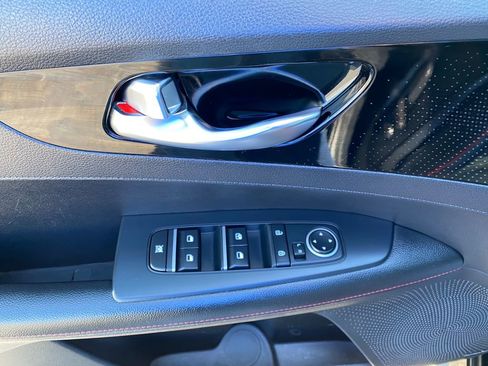 Used 2021 Kia Forte GT FWD image 13