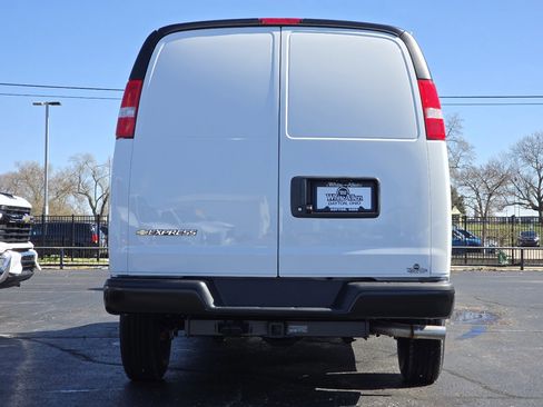 New 2026 Chevrolet Express 2500 Extended w/ Driver Convenience Package RWD image 11