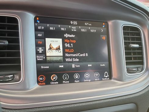 Certified 2023 Dodge Charger SXT image 18