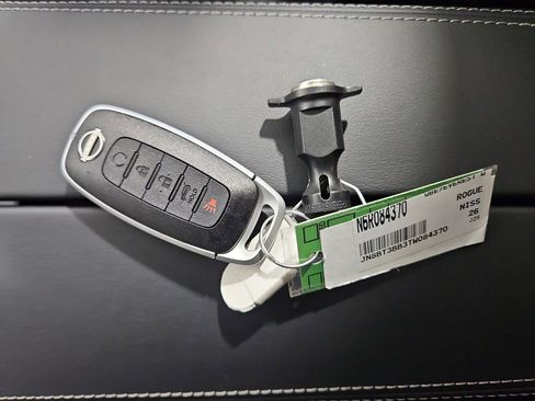 New 2026 Nissan Rogue SV w/ SV Premium Package image 29