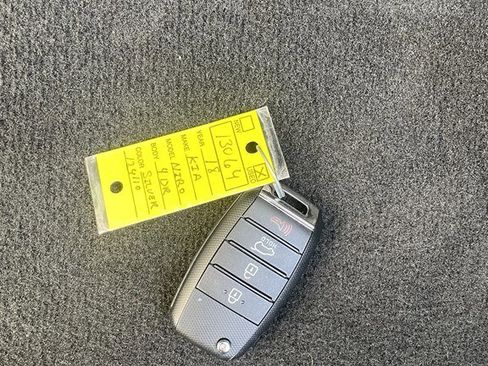 Used 2018 Kia Niro FE image 27