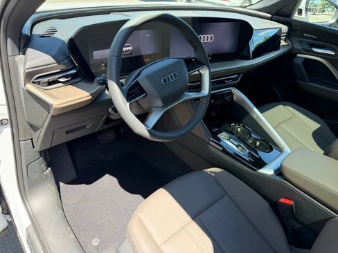 New 2026 Audi Q5 Premium Plus AWD/4WD image 14