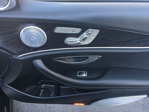 Used 2019 Mercedes-Benz E 450 4MATIC Sedan image 12