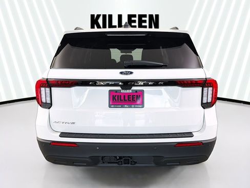 New 2025 Ford Explorer Active image 6