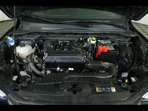 Used 2025 Ford Escape ST-Line FWD image 17