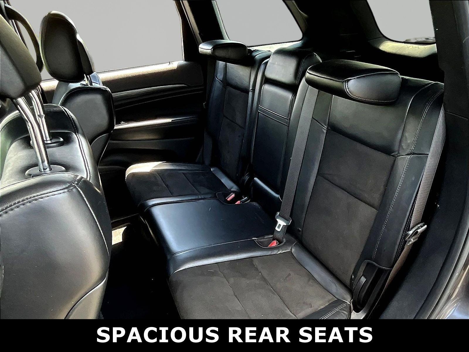 Used 2019 Jeep Grand Cherokee Laredo w/ Laredo X Package RWD image 3